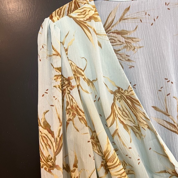 Tie Front Dress - Picture 4 of 5